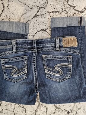 Silver Jeans Women's Denim Capris Size 30 Blue Cropped Embroidered Pockets